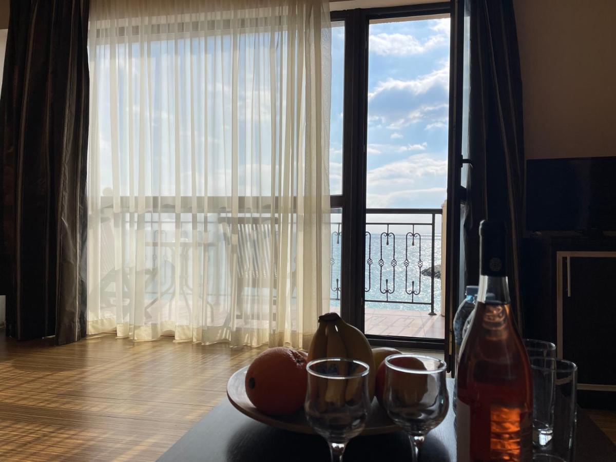 At The American'S Hotel Pomorie Luaran gambar