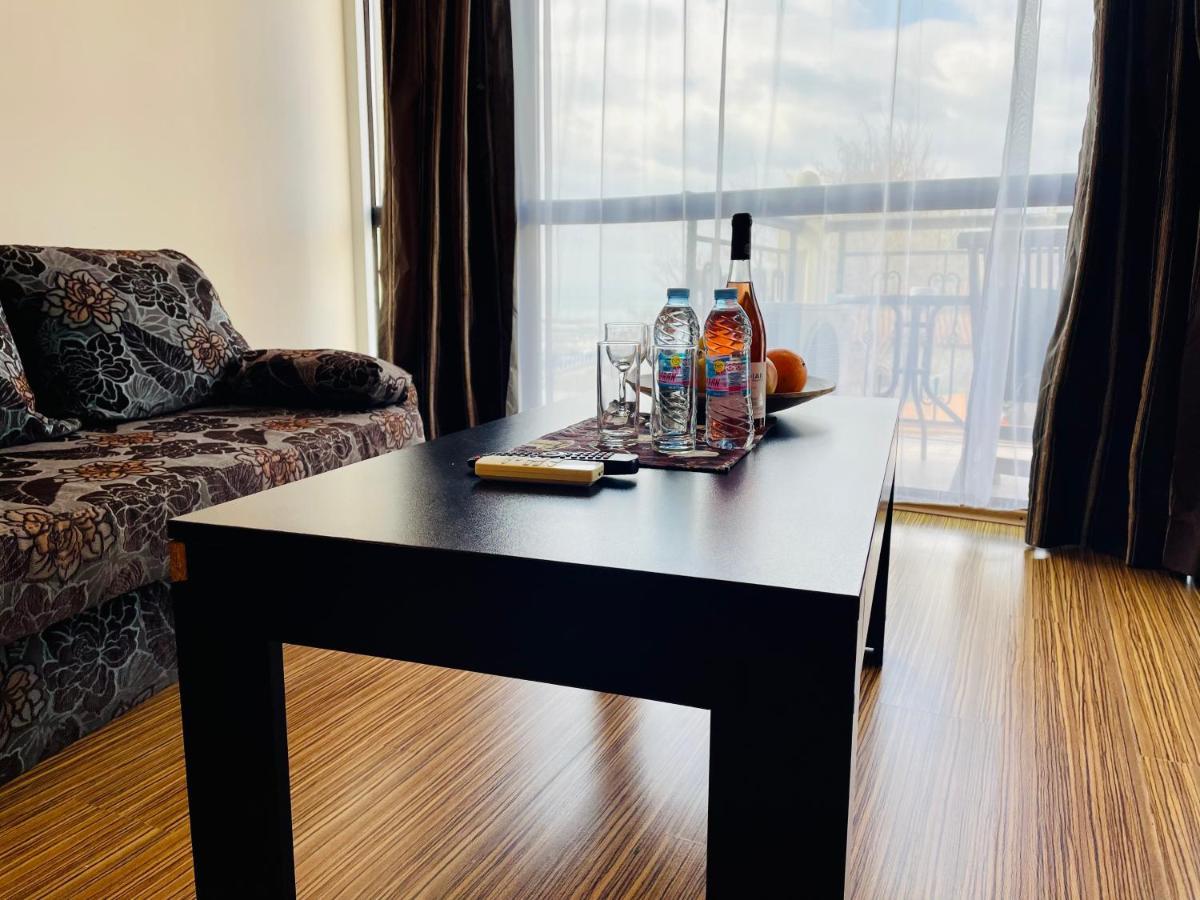 At The American'S Hotel Pomorie Luaran gambar