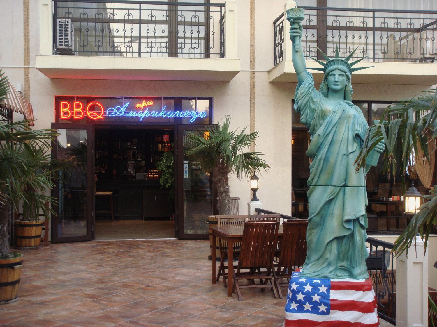 At The American'S Hotel Pomorie Luaran gambar